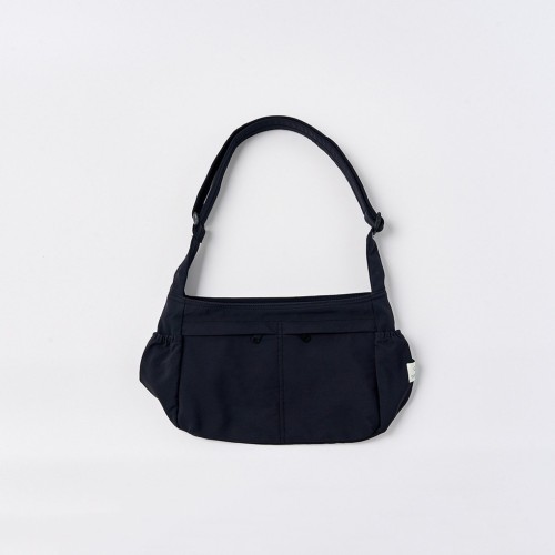 NEW 컬러 레이어드 포켓 숄더백 블랙_FS0125004
