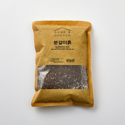 필수 원료를 배합하여 바로 쓰는 분갈이흙 2L_AF0622029